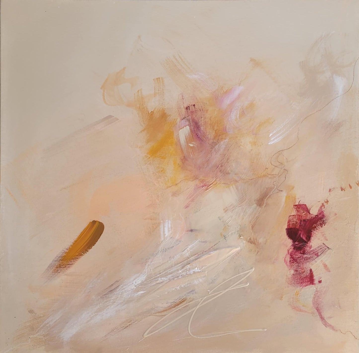 Tableau abstrait aux tons beiges, orange, rose et touches de rouge, effet doux et vaporeux.
