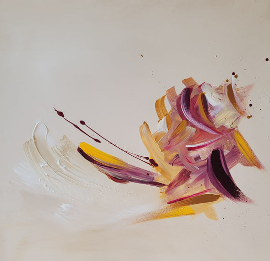 Œuvre abstraite colorée avec des touches de jaune, violet et blanc sur fond beige.